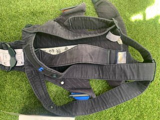 Mochila Portabebés BabyBjörn Azul marino