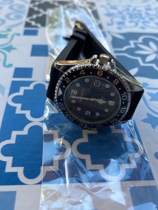 Reloj Modaya Negro y Plateado