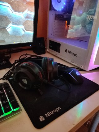 PC Gaming Acer Nitro PC+ monitor + cascos