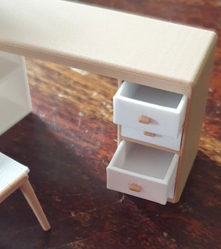 Escritorio escala  Playmobil con silla y estanterí