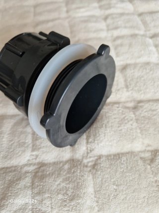 Conector de drenaje nuevo