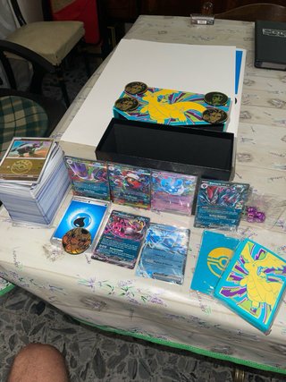 Piu di 300 Carte Pokemon