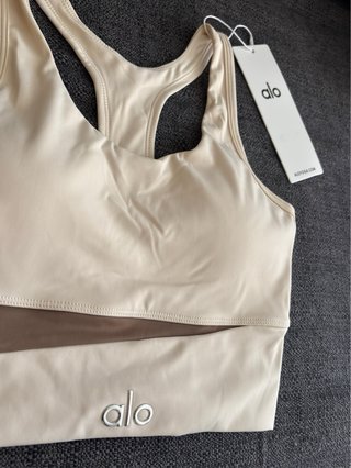 Top deportivo Alo Yoga Talla S