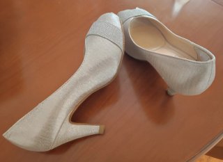 Zapatos de tacón Prestigio plateados