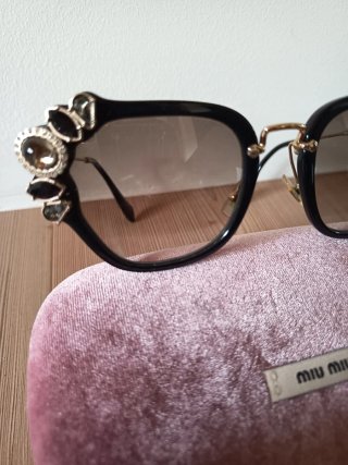 Occhiali da sole Miu Miu