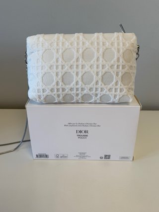 Borsa Dior Bianca Convertita da Necessaire + Prodotto