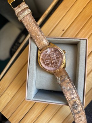 Reloj Guess Rosa y Dorado