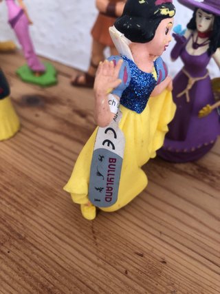 Muñecos Disney Princesas y Personajes