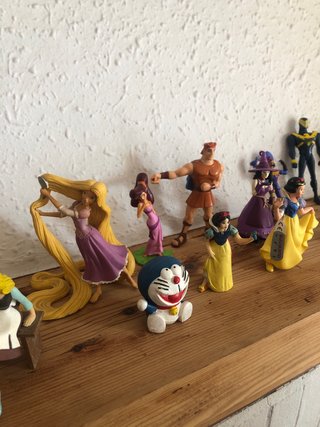 Muñecos Disney Princesas y Personajes