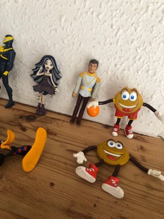 Muñecos Disney Princesas y Personajes