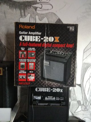 Amplificador Roland Cube 20 X En su caja original