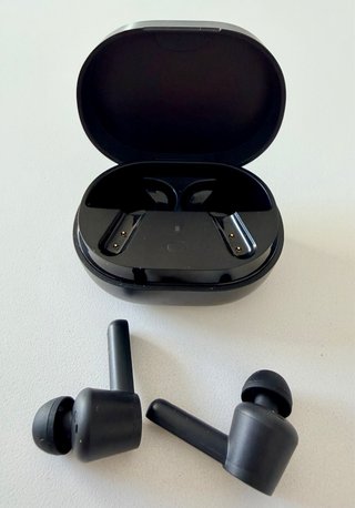 Auriculares inalámbricos Soundpeats negros
