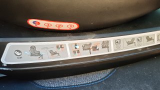 Silla de coche giratoria marca Buckle Holder
