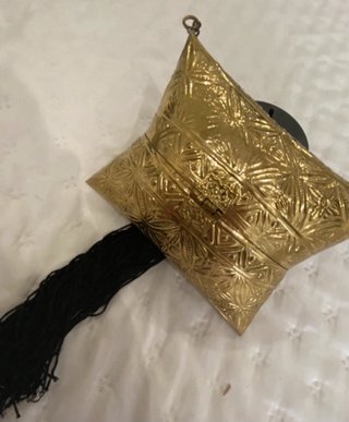 !!NUEVO!!Bolso dorado rígido y tallado  ZARA