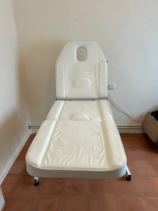 Silla/Camilla de estética reclinable blanca