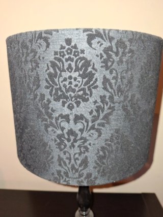Lámpara de mesa Ikea negra