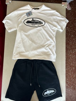 Conjunto Corteiz Camiseta y Pantalón Corto