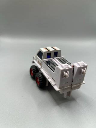 Robot transformable vintage MC Toy años 80
