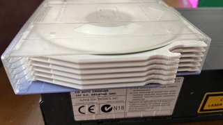 Radiocasete Alpine TDM-7582RM con cargador CD