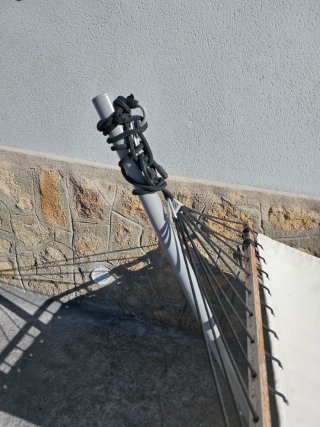 Estructura de Hamaca de jardín gris.