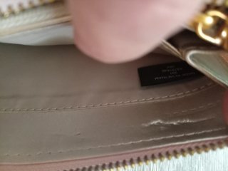 Monedero Guess Rosa y Beige