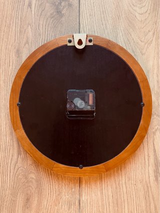 Orologio da parete rotondo in legno Justaminute