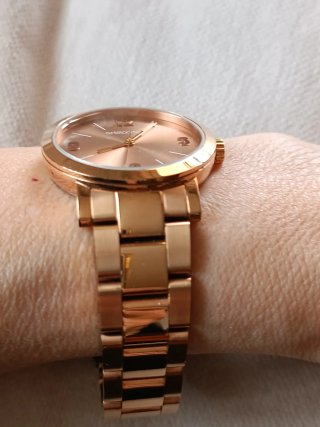 Reloj Aristocracy Dorado Mujer