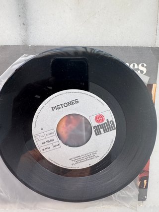 Vinilos Pistones y Moris
