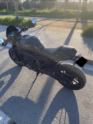 Yamaha XSR 900 Negra