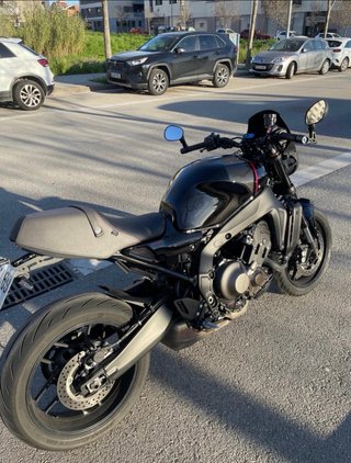 Yamaha XSR 900 Negra