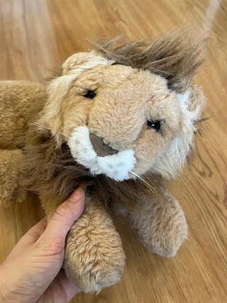 Peluche León