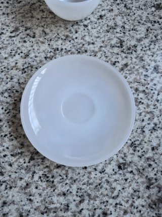 4 Tazze con Piatti