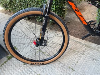 KTM SCARP 29 CARBONO 2025 NUEVA DOBLE FOX