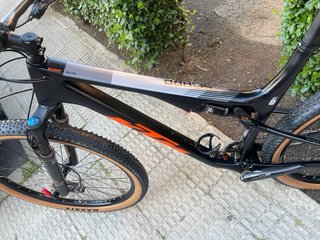 KTM SCARP 29 CARBONO 2025 NUEVA DOBLE FOX