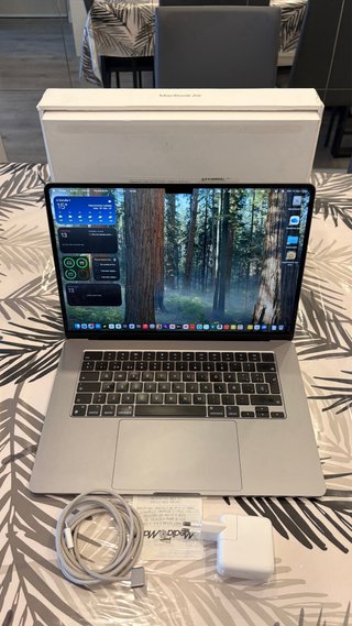 MacBook Air 15" M3 (8GB/256GB)|FACTURA Y GARANTÍA