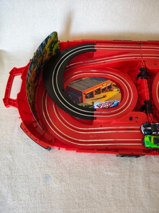 Carrera Speed Arena Race Case + 2 Coches