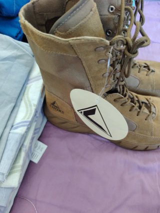 Botas Tácticas LAHORS Marrones