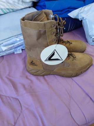 Botas Tácticas LAHORS Marrones