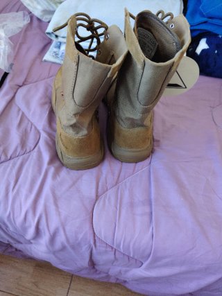 Botas Tácticas LAHORS Marrones