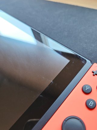 Nintendo Switch V2 + Scatola e Accessori