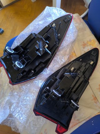 Pilotos Seat Leon MK4 Originales (dinamicos)