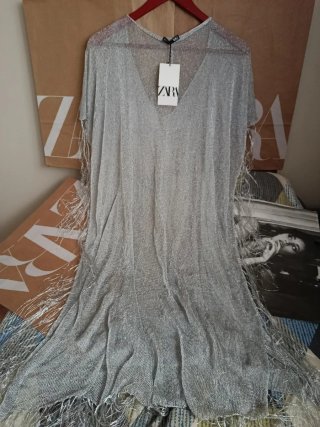 Vestido midi plateado Zara talla M