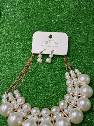 Collar y Pendientes Angelina Perlas Doradas