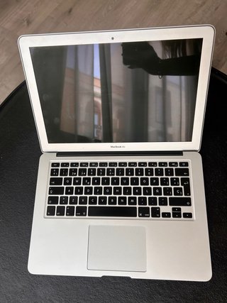MacBook Air 13” 2015 Impecable + Caja y Cargador