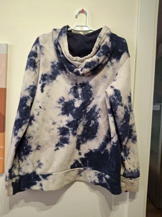 Sudadera Hollister Tie-Dye Azul y Blanca