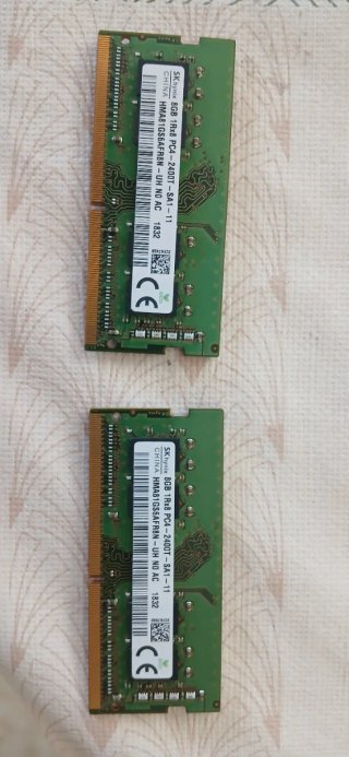 2x SK hynix 16GB DDR4 RAM PC4-2400T