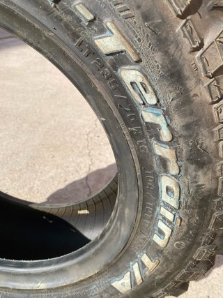 Neumático BFGoodrich Mud-Terrain T/A
