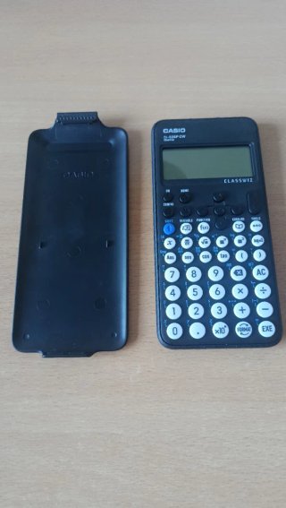 Calculadora Casio fx-82SP CW Iberia