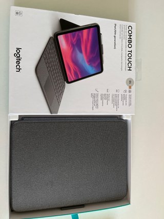 Logitech Combo Touch iPad 10ª Gen Tastiera