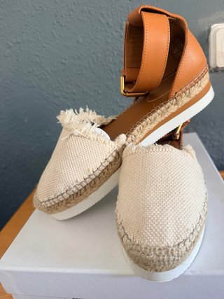 Alpargatas Beige y Marrón